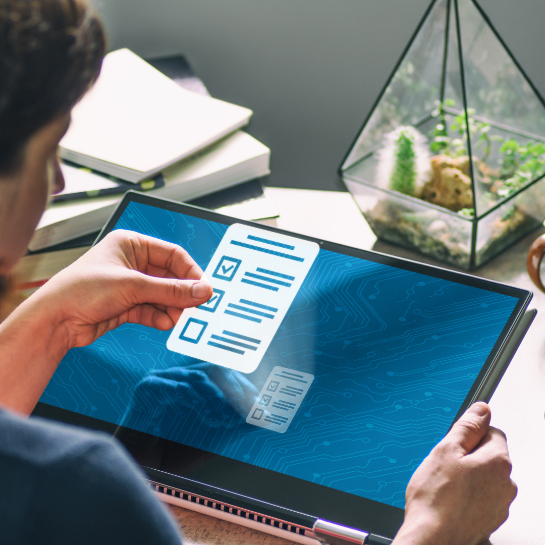 Exploratiehandboek geopend op een tablet